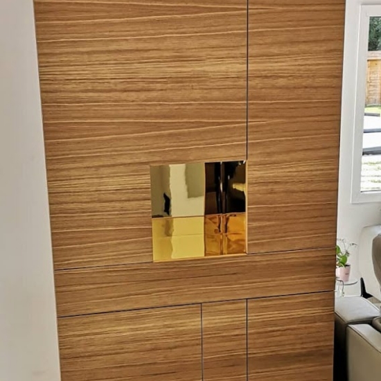 conception-et-fabrication-de-meubles-sur-mesure gettyimages 1175434274 170667a
